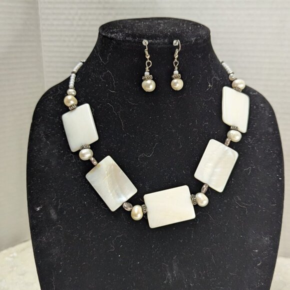White Natural Square Mother of Pearl Necklace Earrings Natural Pearl Bead - Picture 1 of 10